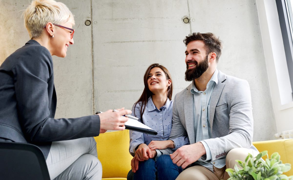 Buying a House: Working with Real Estate Agents
